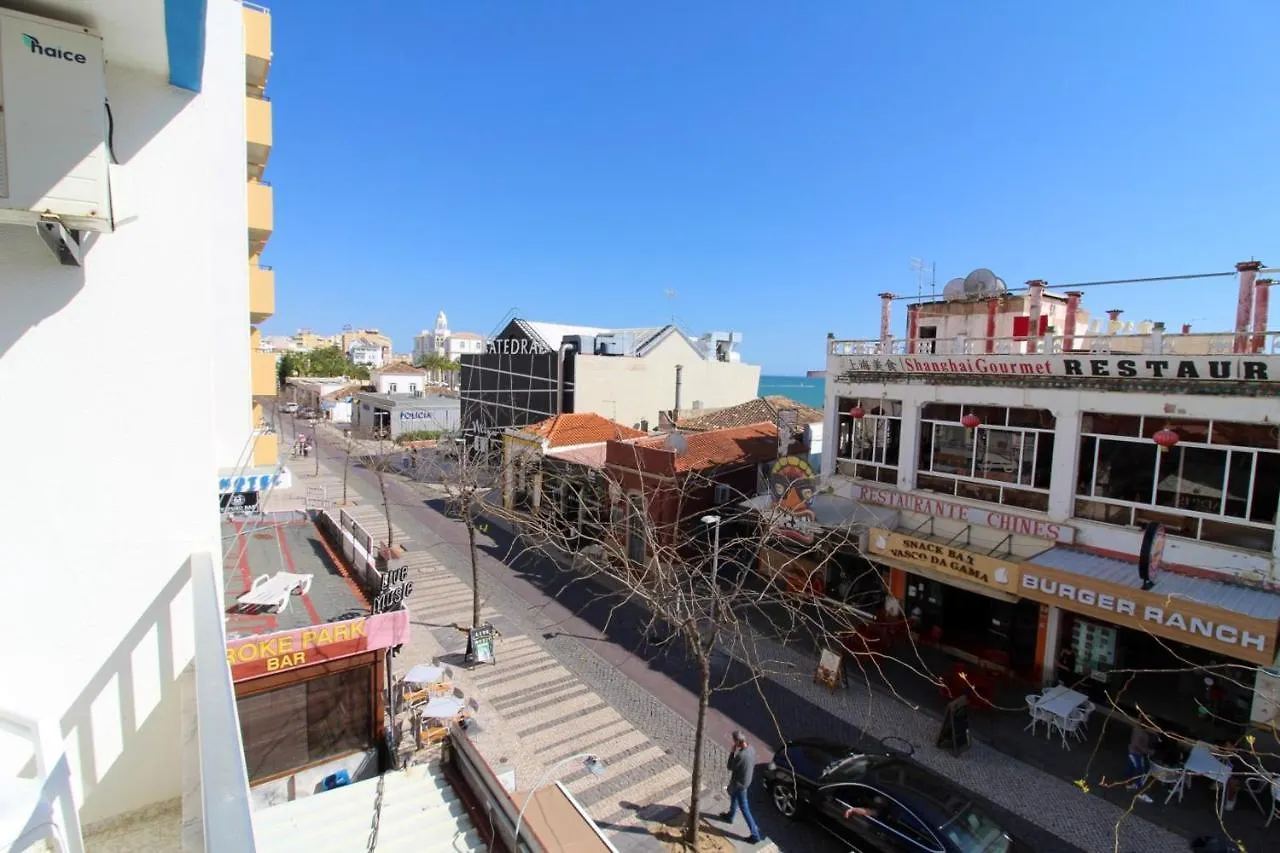 Elegant Apartment With City View In Portimao 80 M² Parking 0*,